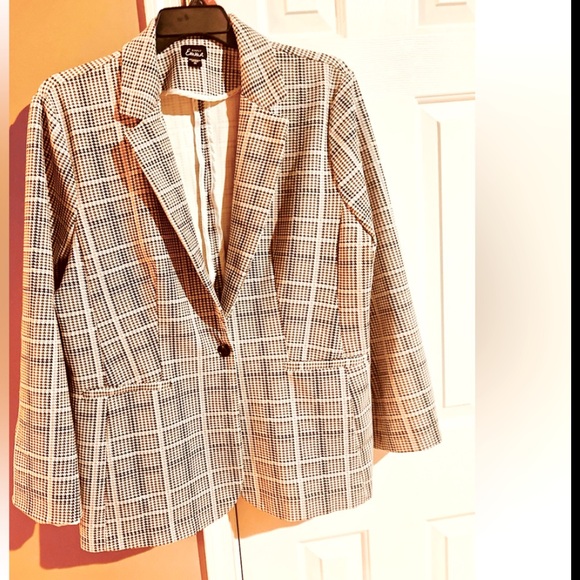 Simply Emma Size 3X Gorgeous Jacket . The Nice and Classy Jacket . - Picture 5 of 7